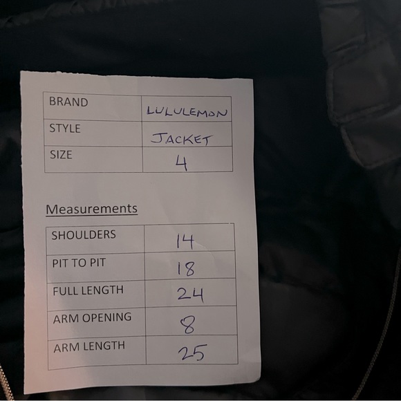 RARE:Lululemon Spring Fling Puffy Windbreaker Animal Swirl Embossed Black Size 4 - Picture 14 of 14